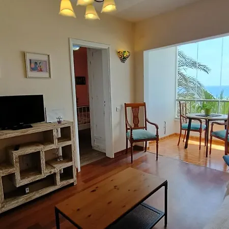 Ocean View Center * エル・メダノ