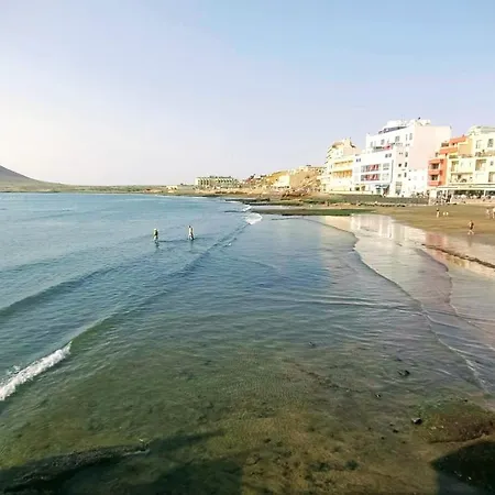 Ocean View Center アパート エル・メダノ