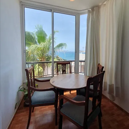 Ocean View Center エル・メダノ